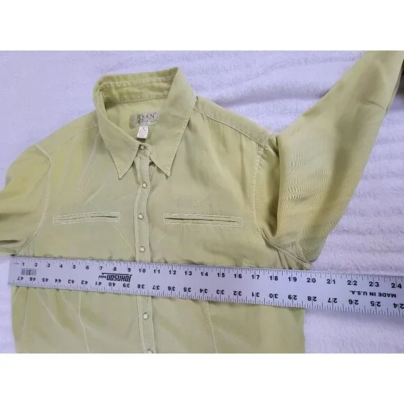Ryan Michael Women's Western Shirt - Green - Picture 7 of 9